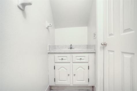 5808 W 26th Avenue Hialeah FL 33016