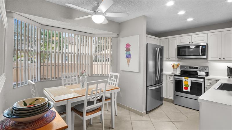 11431 Lakeview Drive Coral Springs FL 33071