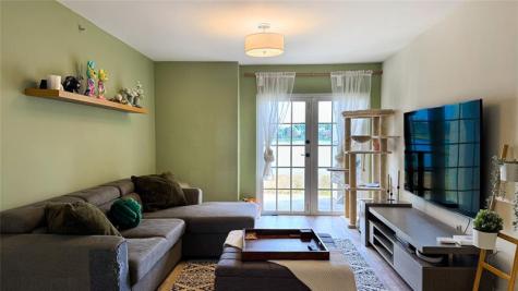 5035 Wiles Coconut Creek FL 33073