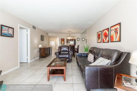411 S Hollybrook Drive Pembroke Pines FL 33025