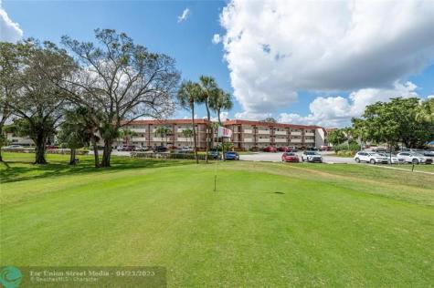 411 S Hollybrook Drive Pembroke Pines FL 33025