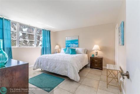 411 S Hollybrook Drive Pembroke Pines FL 33025