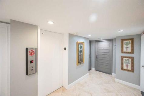 2800 E Sunrise Boulevard Fort Lauderdale FL 33304