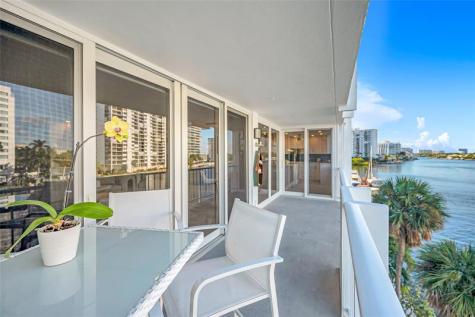 2800 E Sunrise Boulevard Fort Lauderdale FL 33304