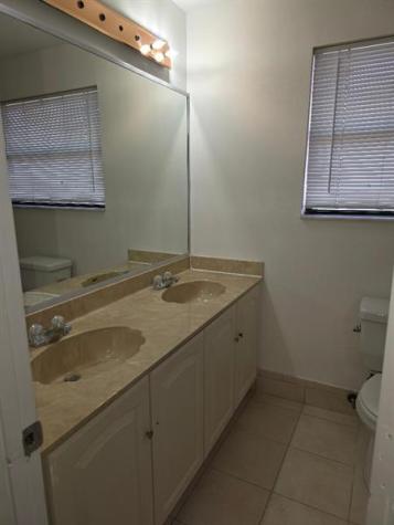 7474 NW 34th Street Lauderhill FL 33319