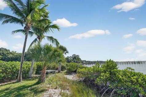 2164 NW Tilia Trail Stuart FL 34994