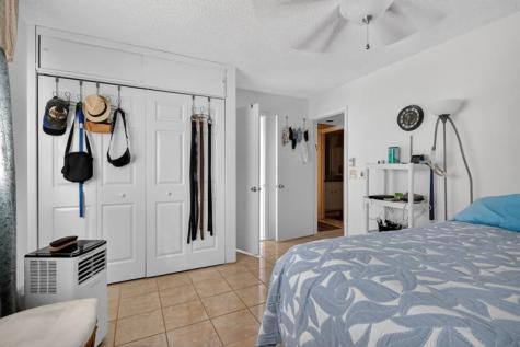 101 SW 132nd Way Hollywood FL 33027