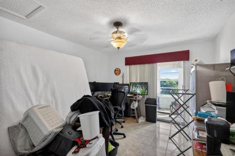 101 SW 132nd Way Hollywood FL 33027