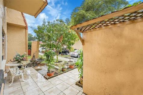 86 Ann Lee Lane Tamarac FL 33319