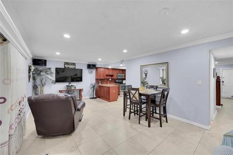 86 Ann Lee Lane Tamarac FL 33319