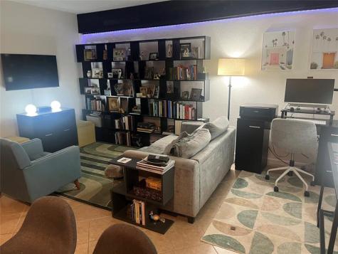 2660 NE 8th Avenue Wilton Manors FL 33334