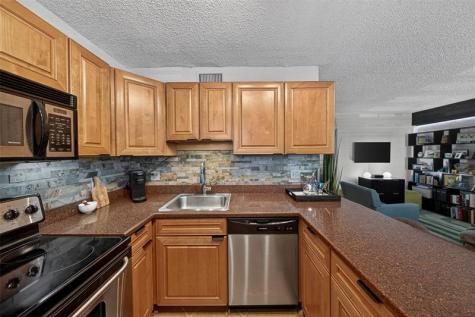 2660 NE 8th Avenue Wilton Manors FL 33334