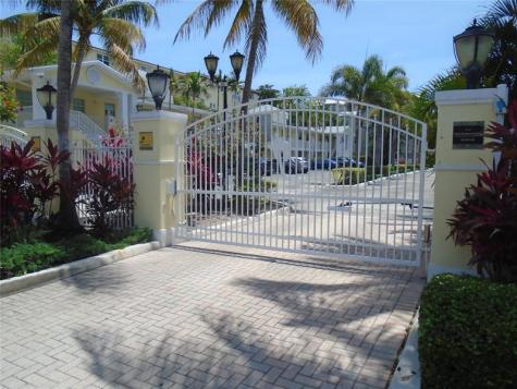 2660 NE 8th Avenue Wilton Manors FL 33334