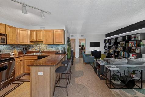 2660 NE 8th Avenue Wilton Manors FL 33334