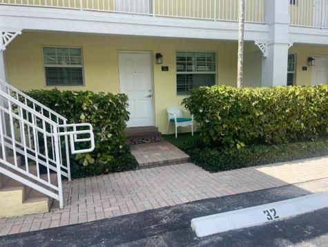 2660 NE 8th Avenue Wilton Manors FL 33334