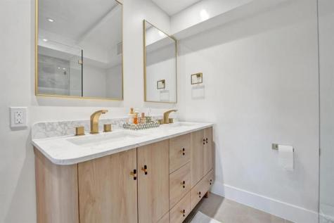 2866 NE 30th Street Fort Lauderdale FL 33306