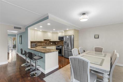 2065 Lyndhurst N Deerfield Beach FL 33442