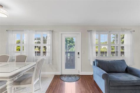 2065 Lyndhurst N Deerfield Beach FL 33442