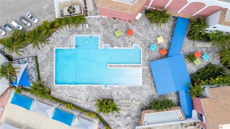 2065 Lyndhurst N Deerfield Beach FL 33442