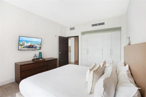 777 N Ocean Drive Hollywood FL 33019