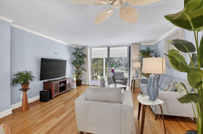 5250 Las Verdes Circle Delray Beach FL 33484