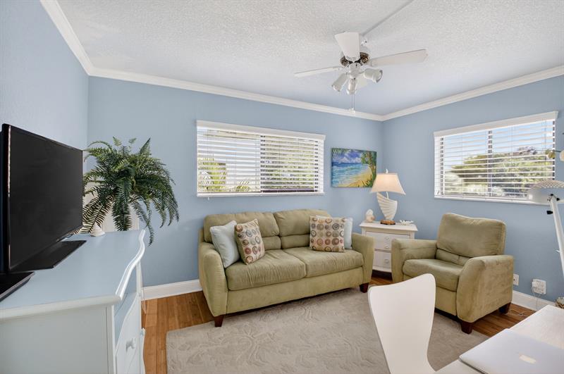 5250 Las Verdes Circle Delray Beach FL 33484