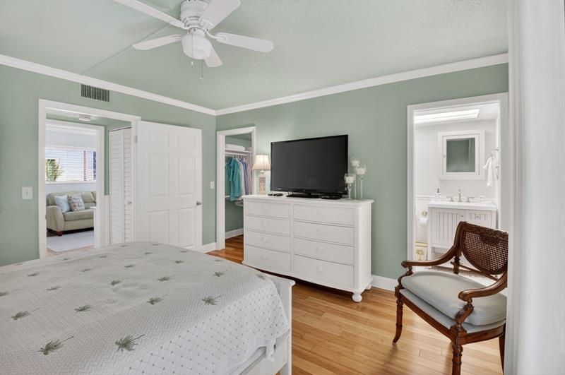 5250 Las Verdes Circle Delray Beach FL 33484