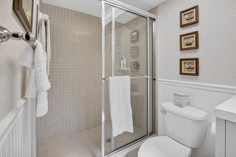 5250 Las Verdes Circle Delray Beach FL 33484