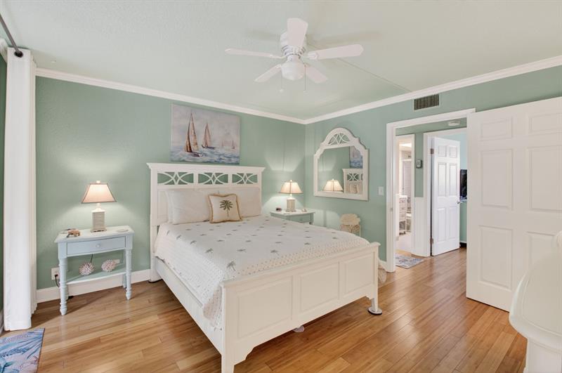 5250 Las Verdes Circle Delray Beach FL 33484