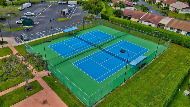 5250 Las Verdes Circle Delray Beach FL 33484