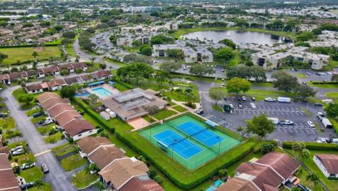 5250 Las Verdes Circle Delray Beach FL 33484