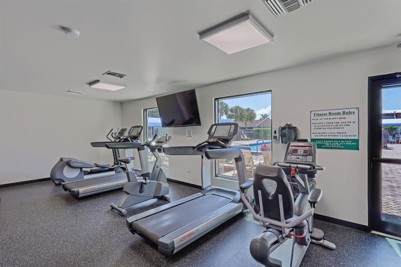 5250 Las Verdes Circle Delray Beach FL 33484