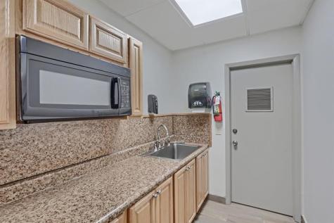 5250 Las Verdes Circle Delray Beach FL 33484