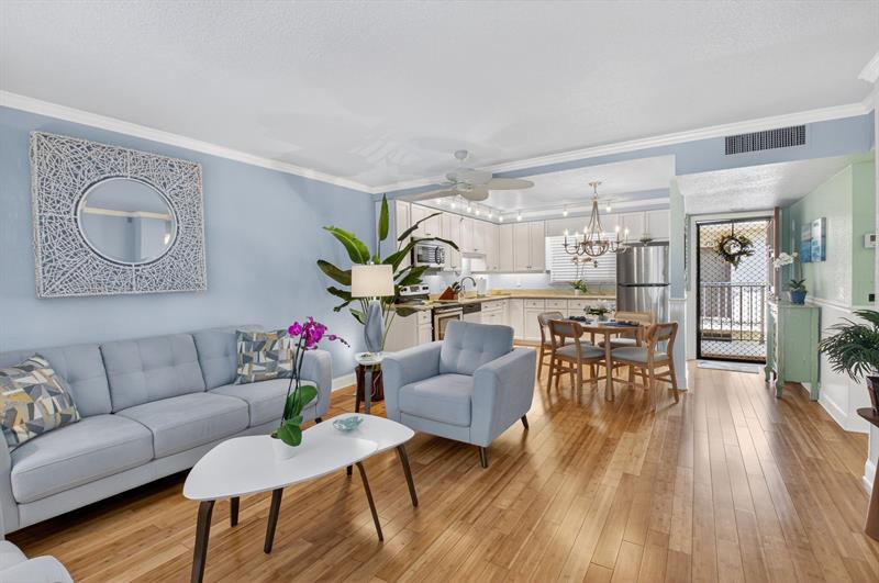 5250 Las Verdes Circle Delray Beach FL 33484