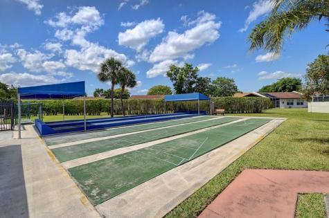 5250 Las Verdes Circle Delray Beach FL 33484