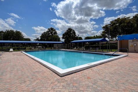5250 Las Verdes Circle Delray Beach FL 33484