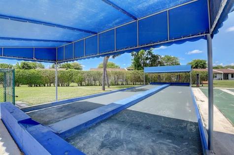 5250 Las Verdes Circle Delray Beach FL 33484