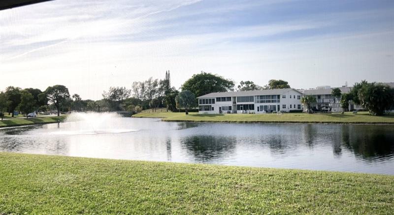 598 Durham V Durham Deerfield Beach FL 33442