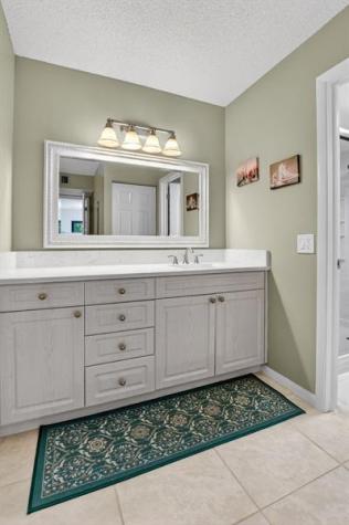 8310 Casa Del Lago Boca Raton FL 33433