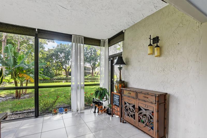 8310 Casa Del Lago Boca Raton FL 33433