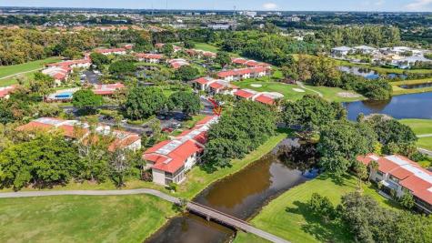 8310 Casa Del Lago Boca Raton FL 33433