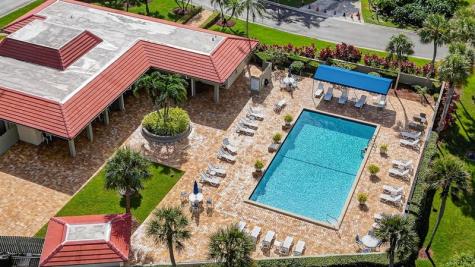 8310 Casa Del Lago Boca Raton FL 33433