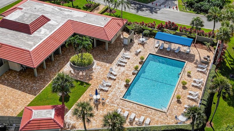 8310 Casa Del Lago Boca Raton FL 33433