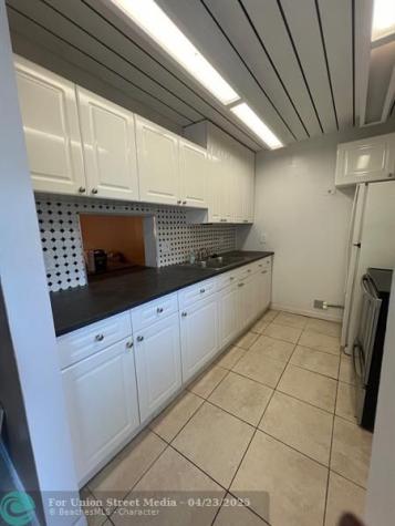 2515 NE 2nd Court Boynton Beach FL 33435