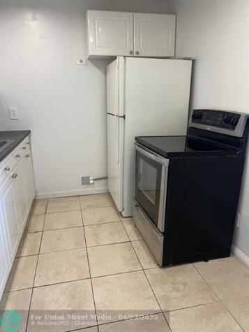 2515 NE 2nd Court Boynton Beach FL 33435