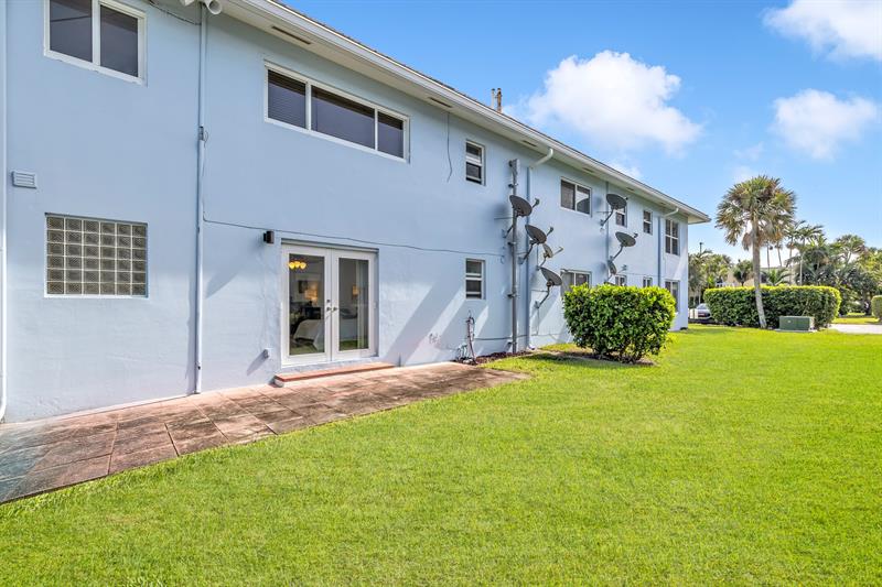 2835 NE 28th Avenue Lighthouse Point FL 33064