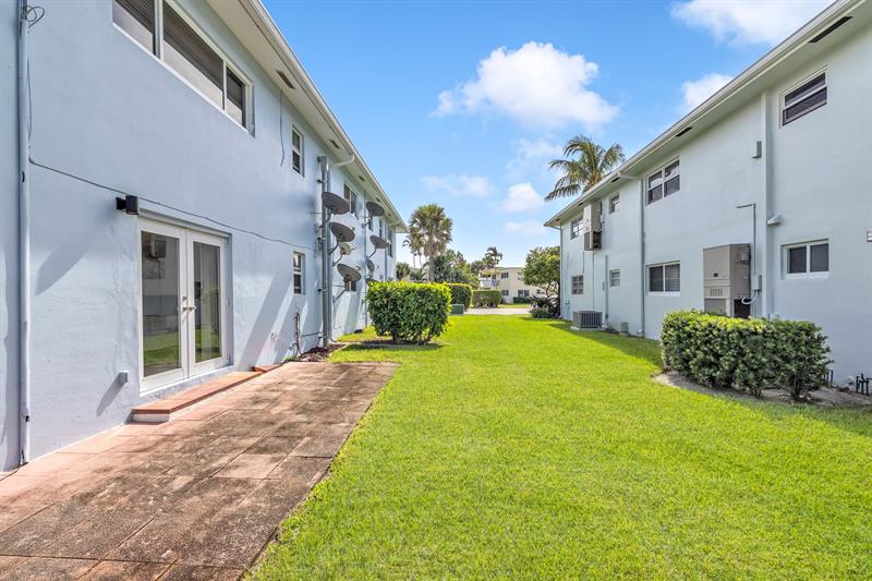 2835 NE 28th Avenue Lighthouse Point FL 33064