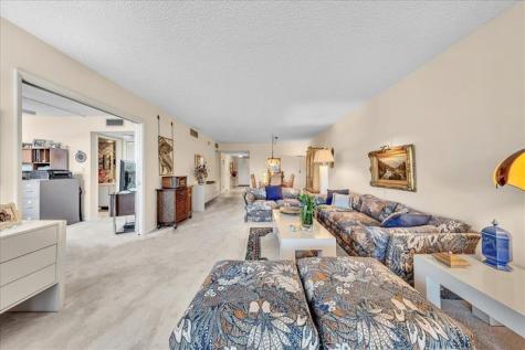 545 Oaks Lane Pompano Beach FL 33069