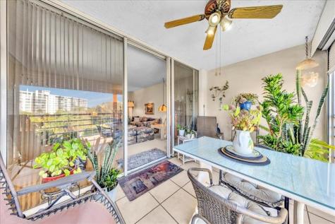 545 Oaks Lane Pompano Beach FL 33069