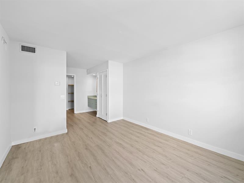 5 Island Avenue Miami Beach FL 33139